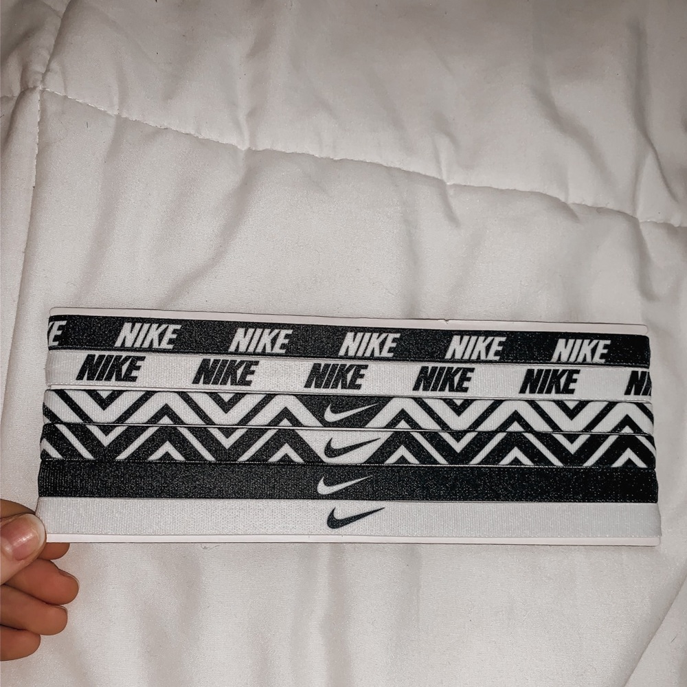 Nike headbands (NWOT)